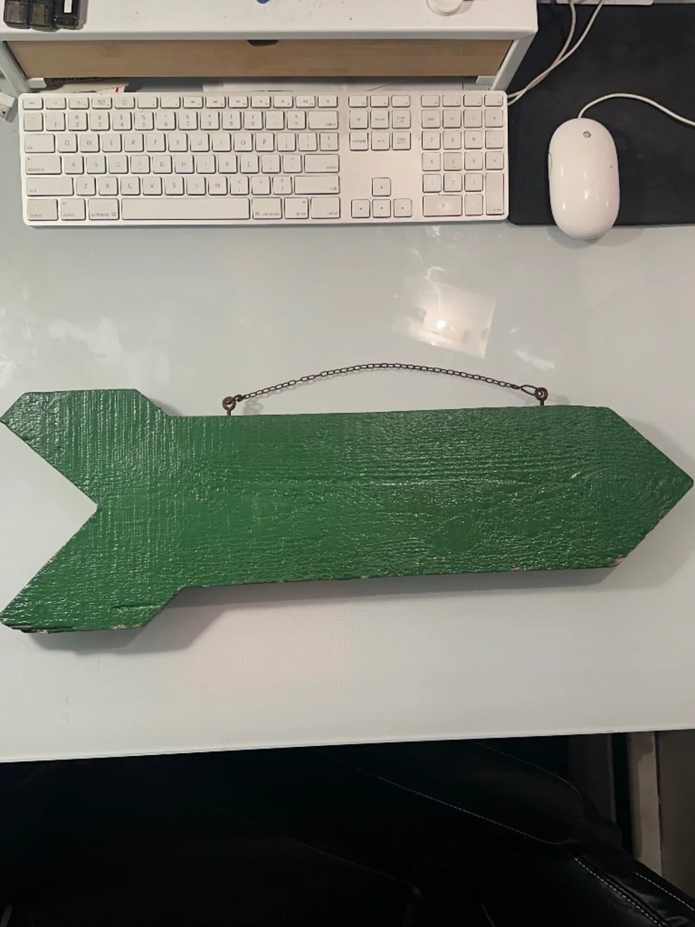VINTAGE NO 8 TEE PAINTED WOOD ARROW HOLE STATION SIGN 24